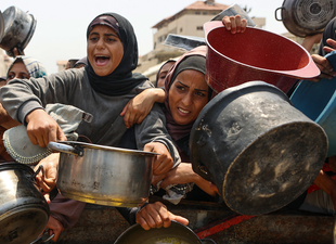 Omar Al-Qattaa/AFP